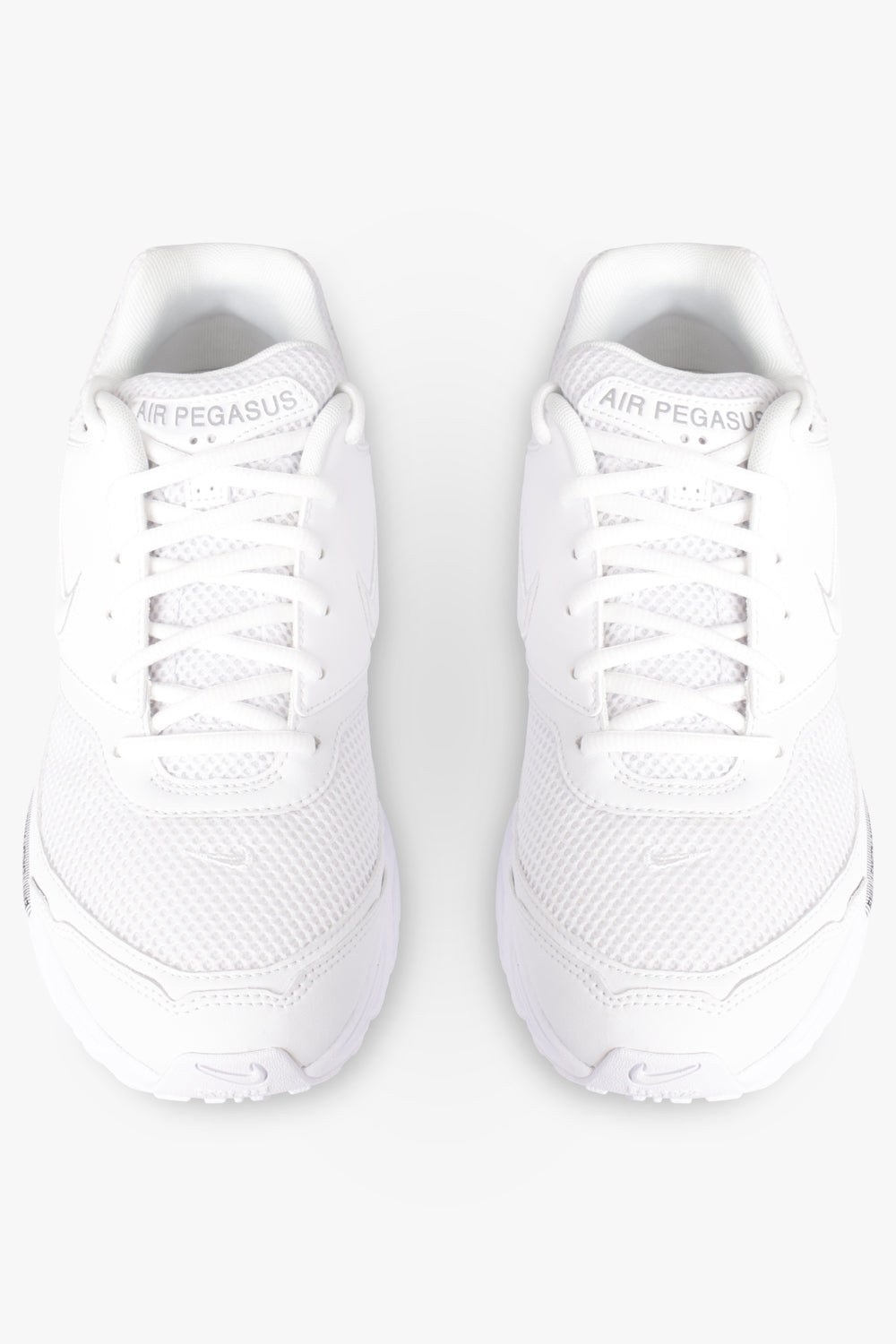 COMME DES GARCONS HOMME PLUS SHOES X Nike Air Pegasus 2005 Sneaker | White