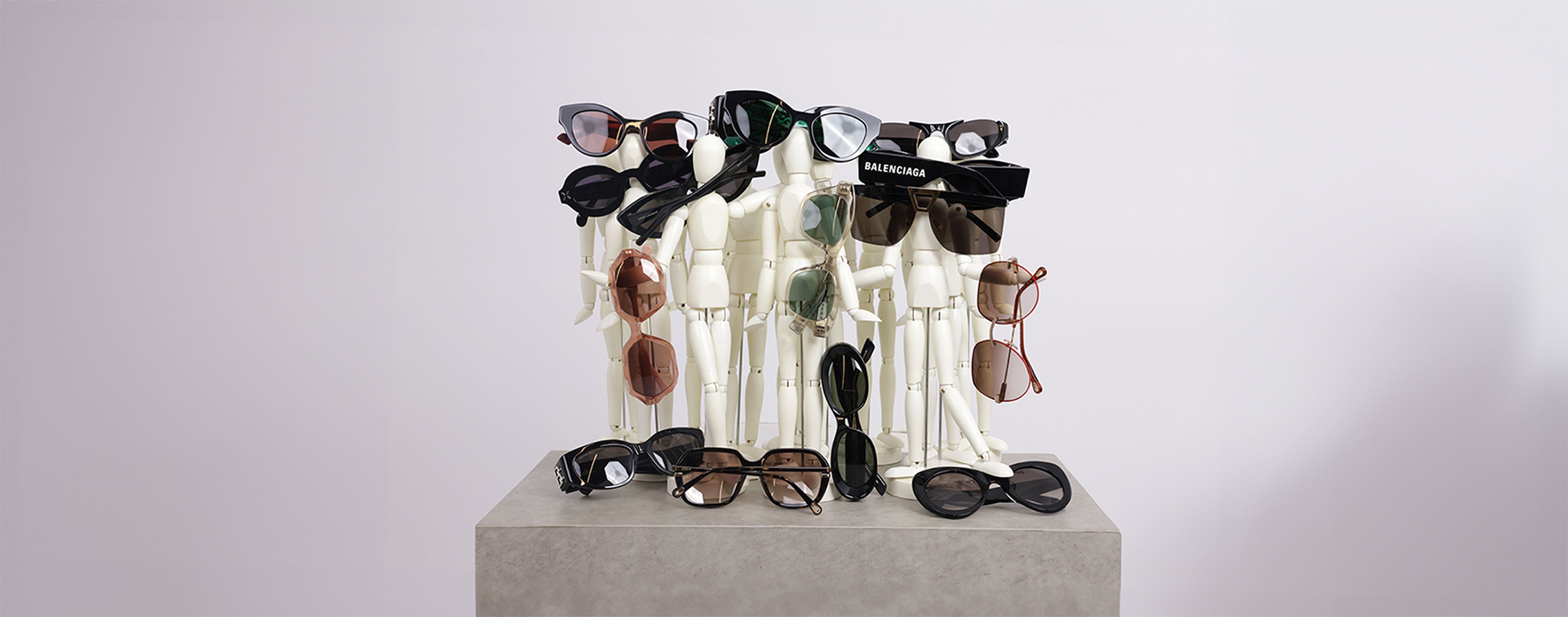 SEASON OF SUNGLASSES