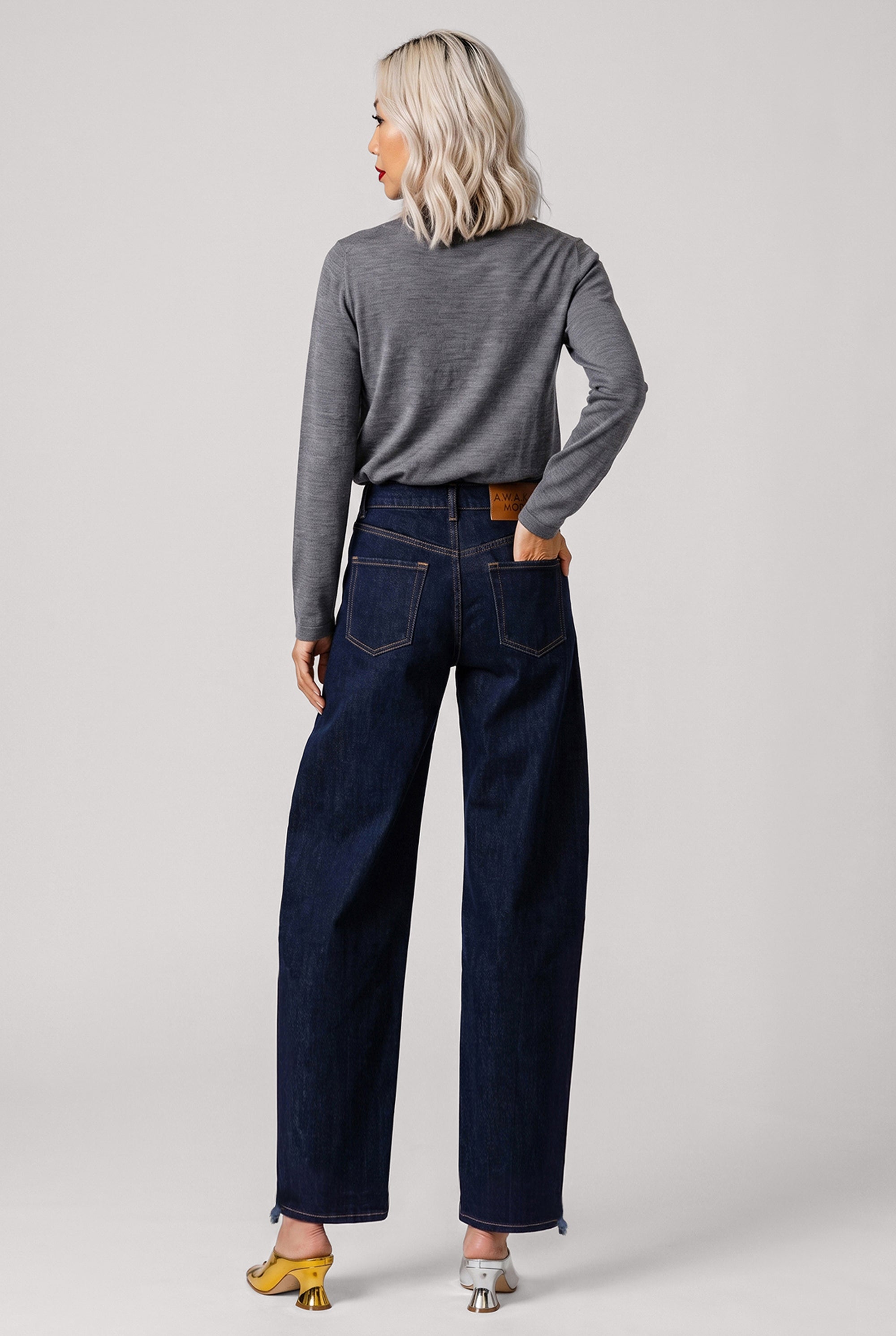 COMME DES GARCONS RTW Crew Neck L\S  Top with Knot Ribbon Detail | Grey