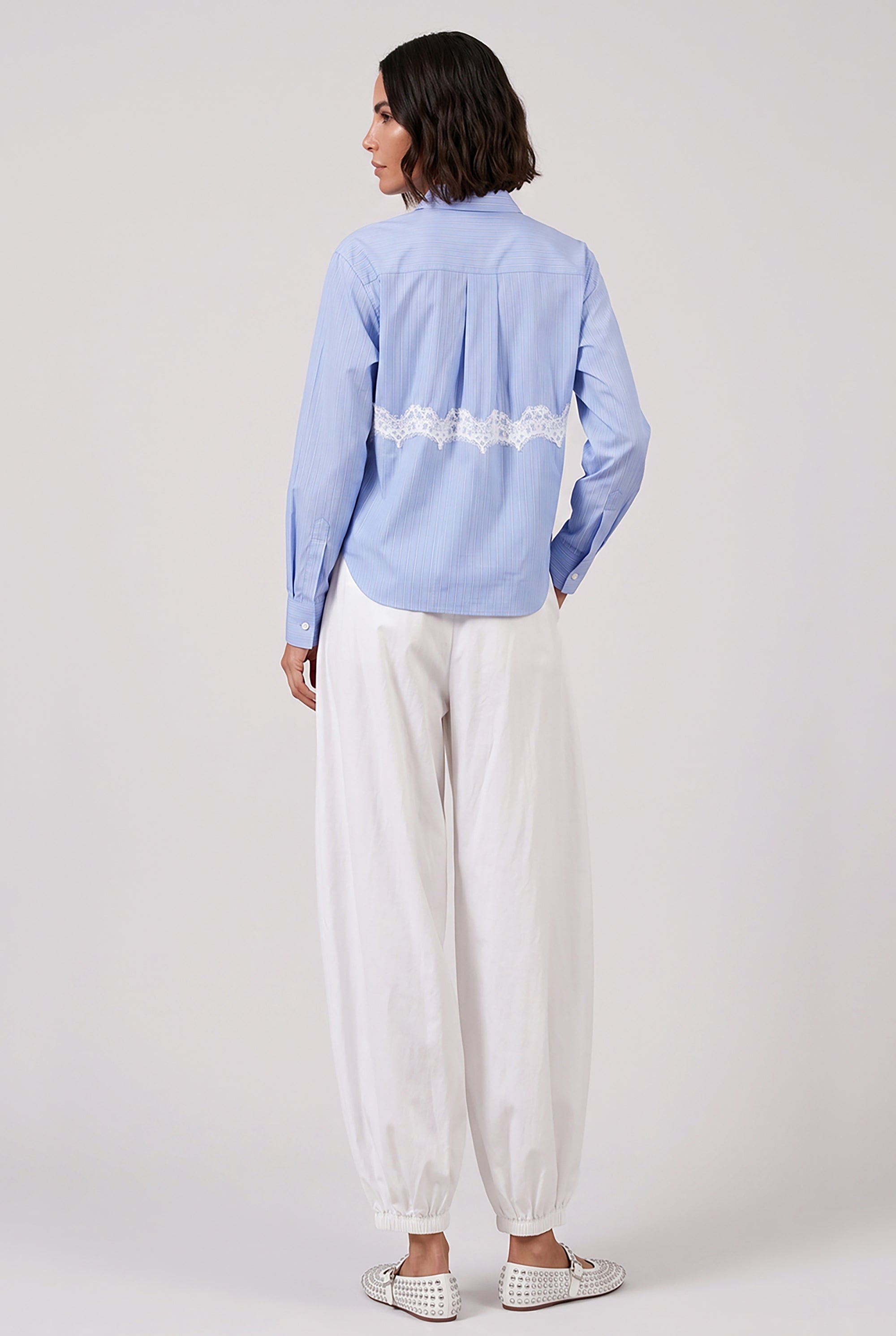SACAI RTW Stripe Poplin Shirt with Lace Detail | Blue Stripe