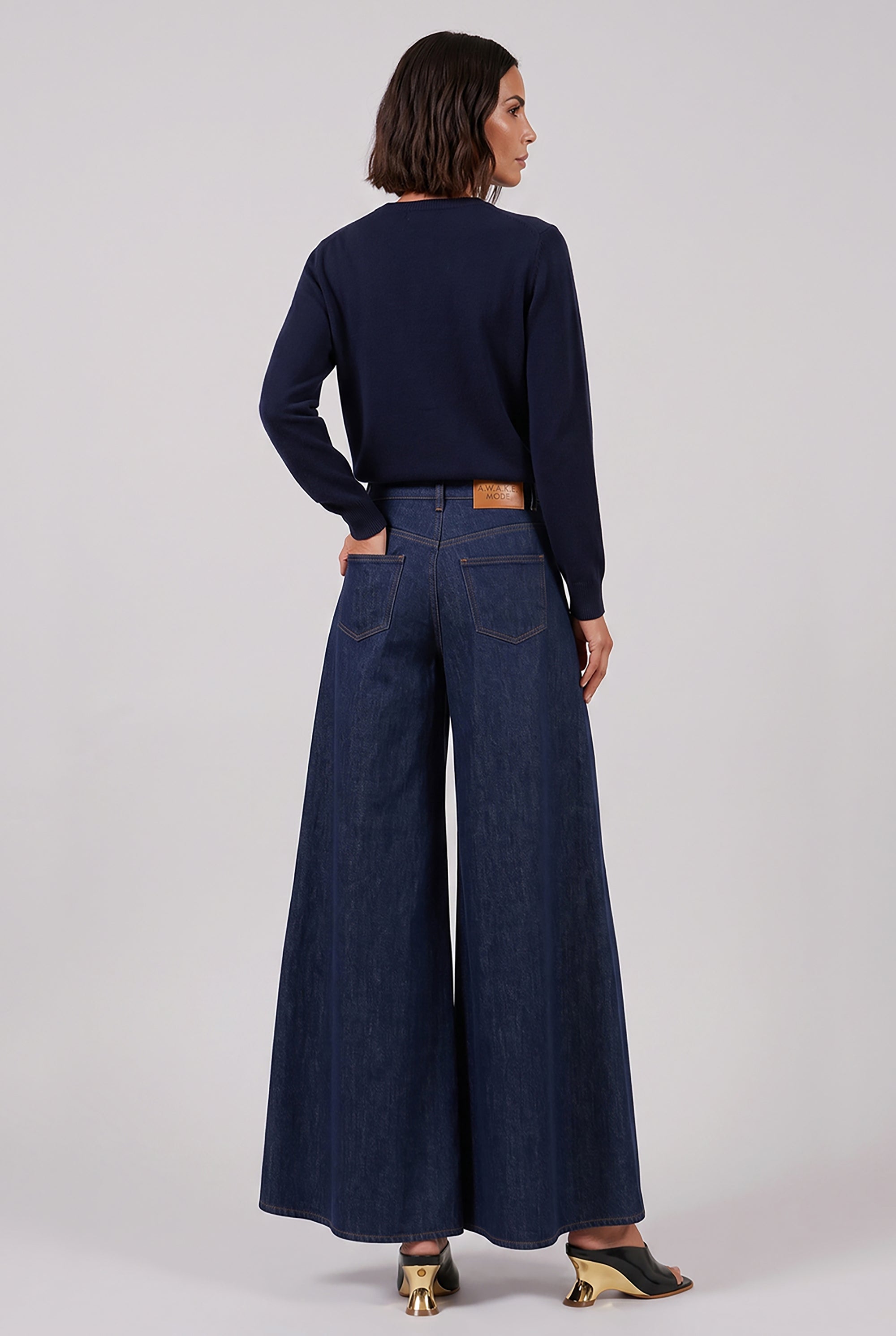 JW ANDERSON RTW JW X Pringle Floral Crew Neck Knit | Navy/Multi
