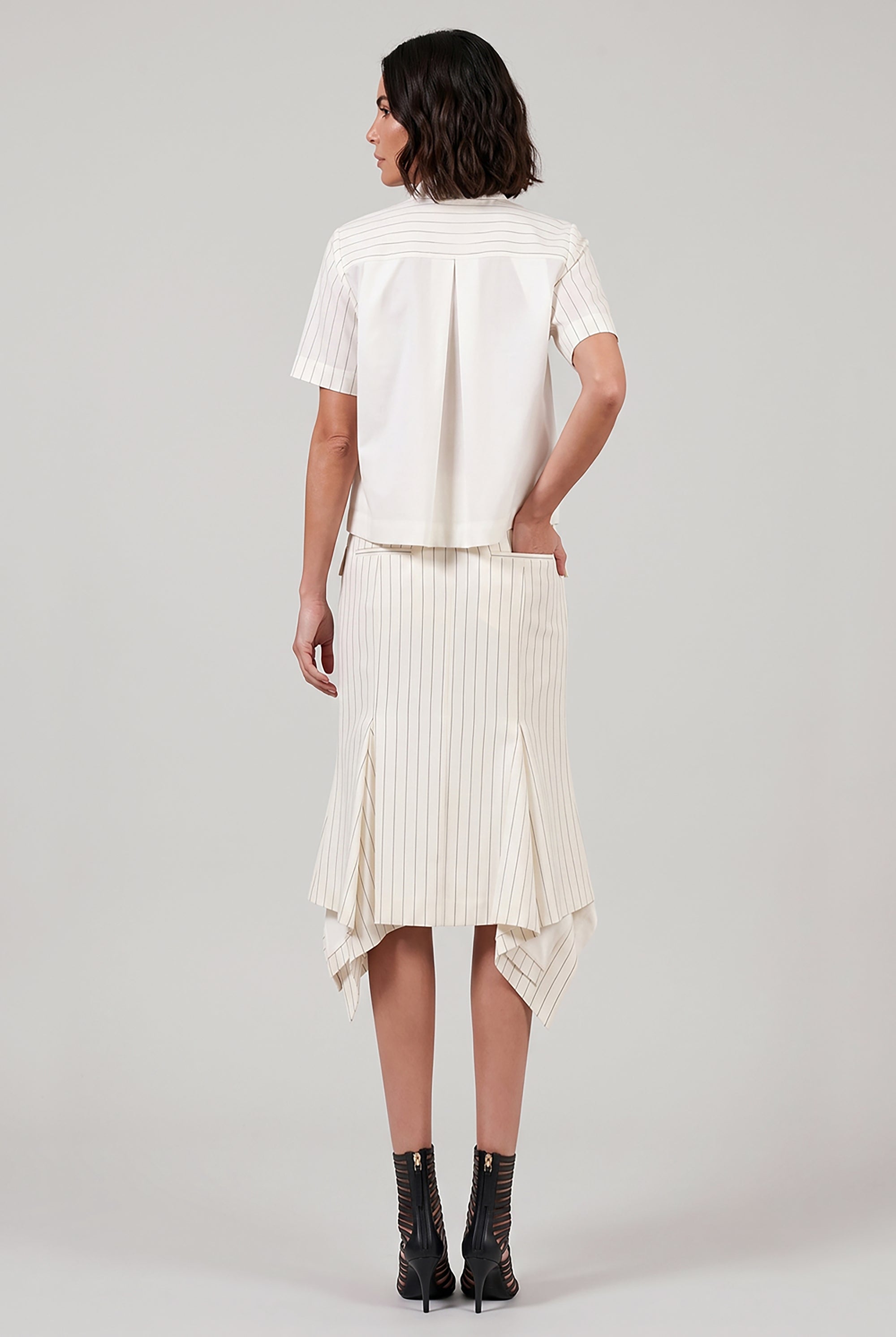 SACAI RTW Contrast S/S Pullover Stripe Top | Off White/Black