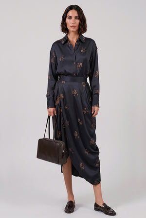 Tubby Floral Embroid Tie Neck | Black/Tan