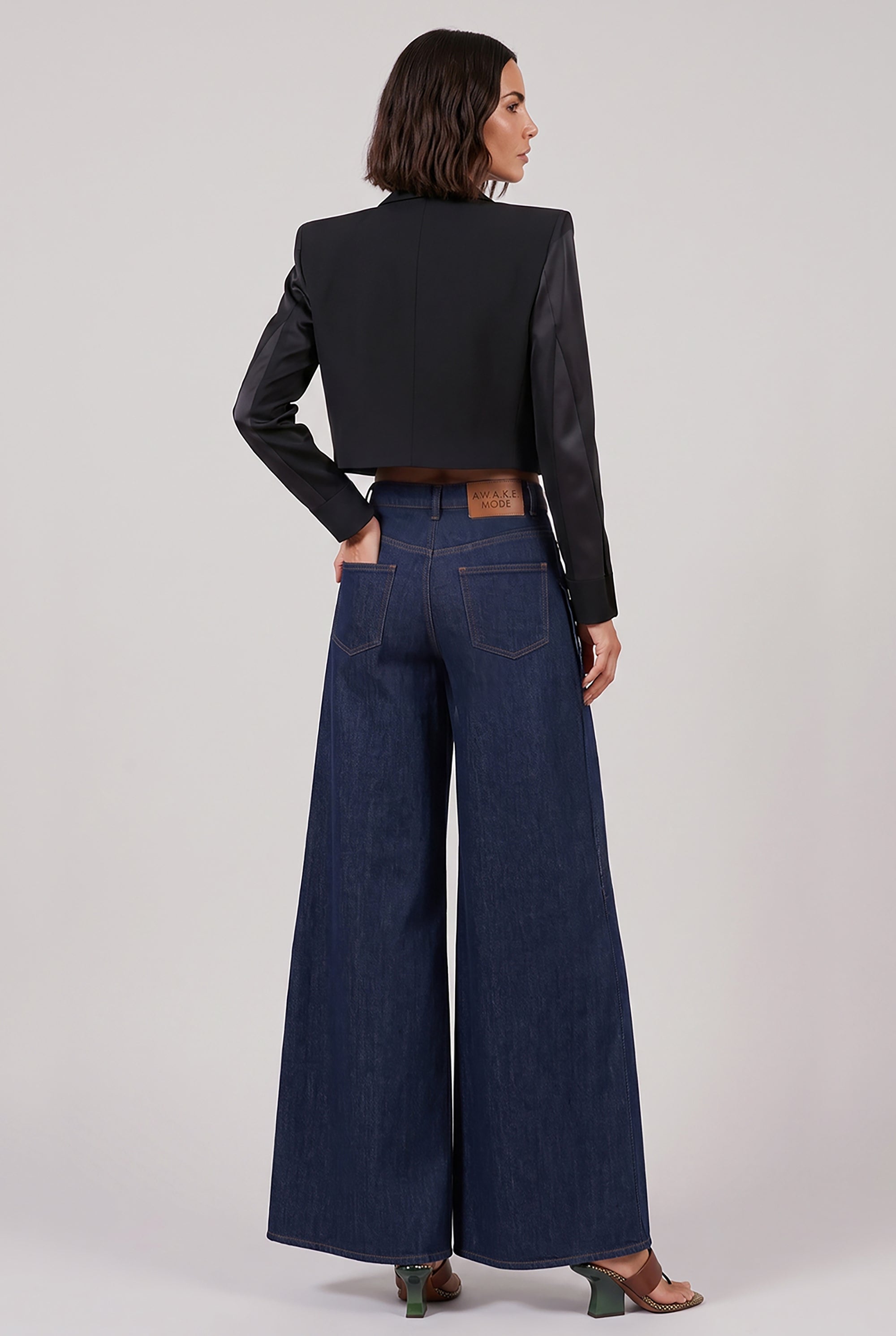 NOIR KEI NINOMIYA RTW Triple Breast Tuxedo Style Crop Jacket | Black