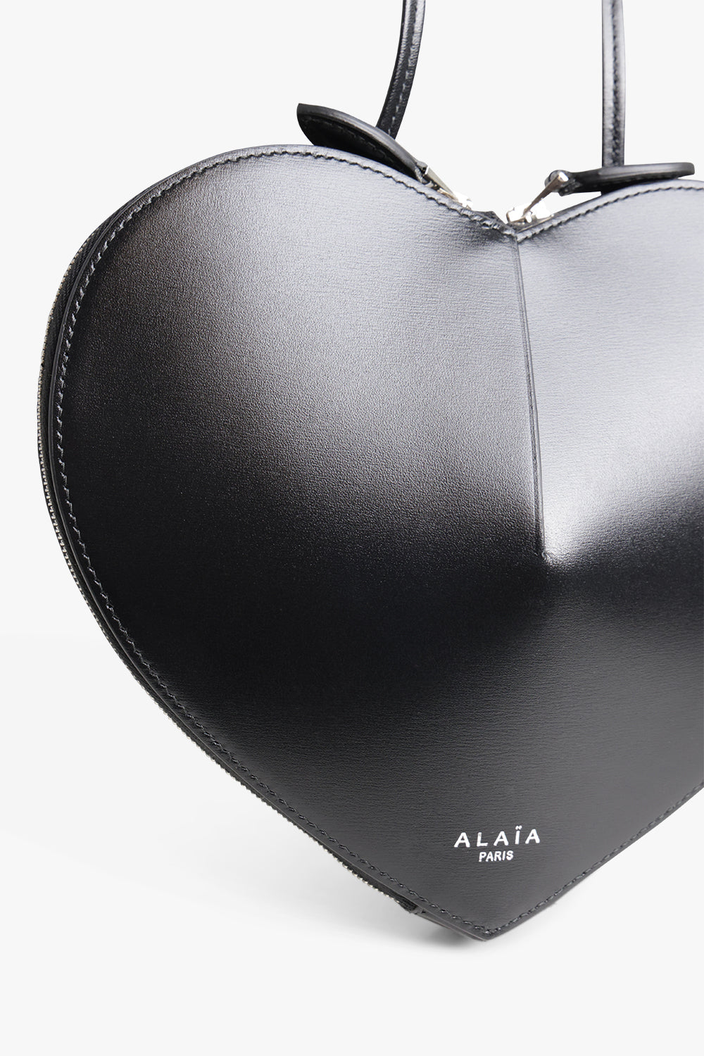 ALAIA BAGS BLACK Le Coeur Heart Shape Calfskin Bag | Black