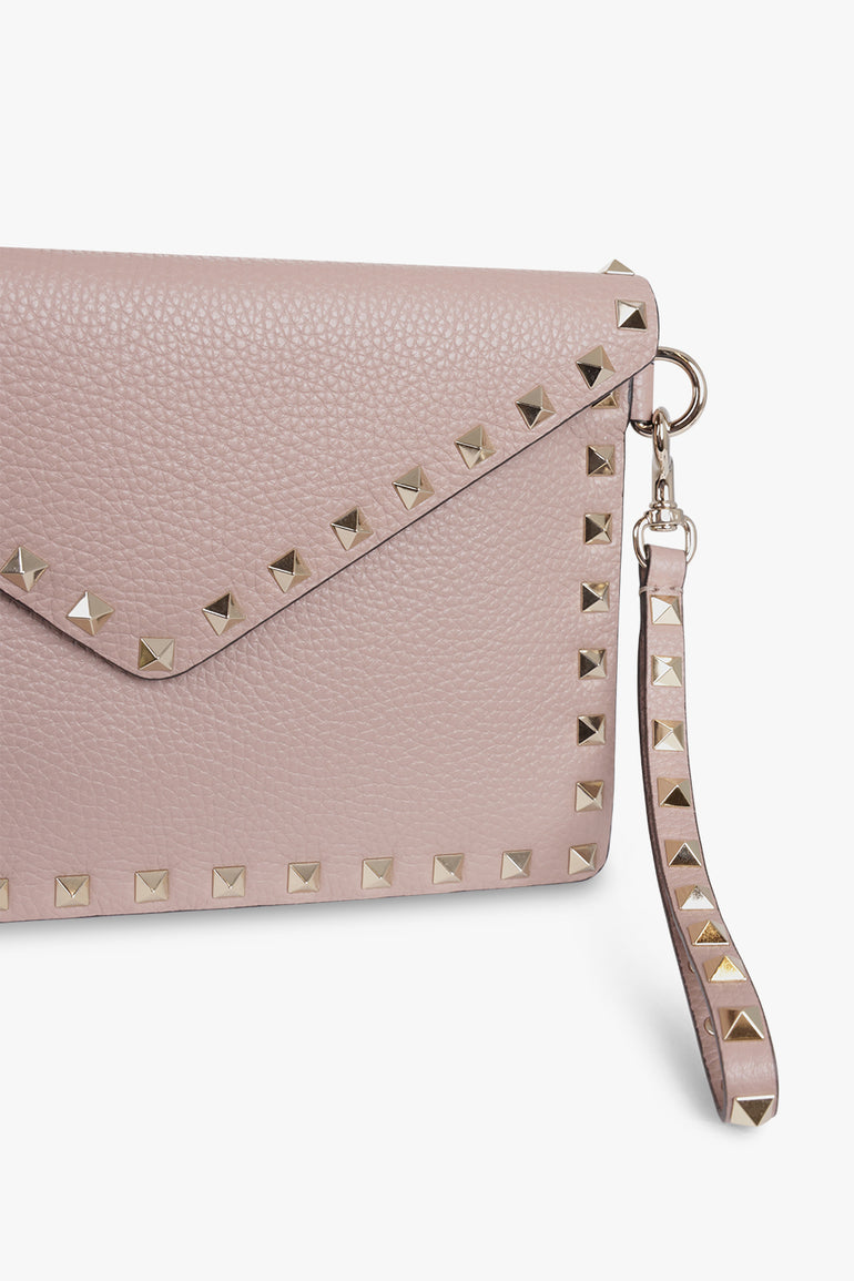 VALENTINO BAGS PINK ROCKSTUD MEDIUM POUCH GRAINED | POUDRE