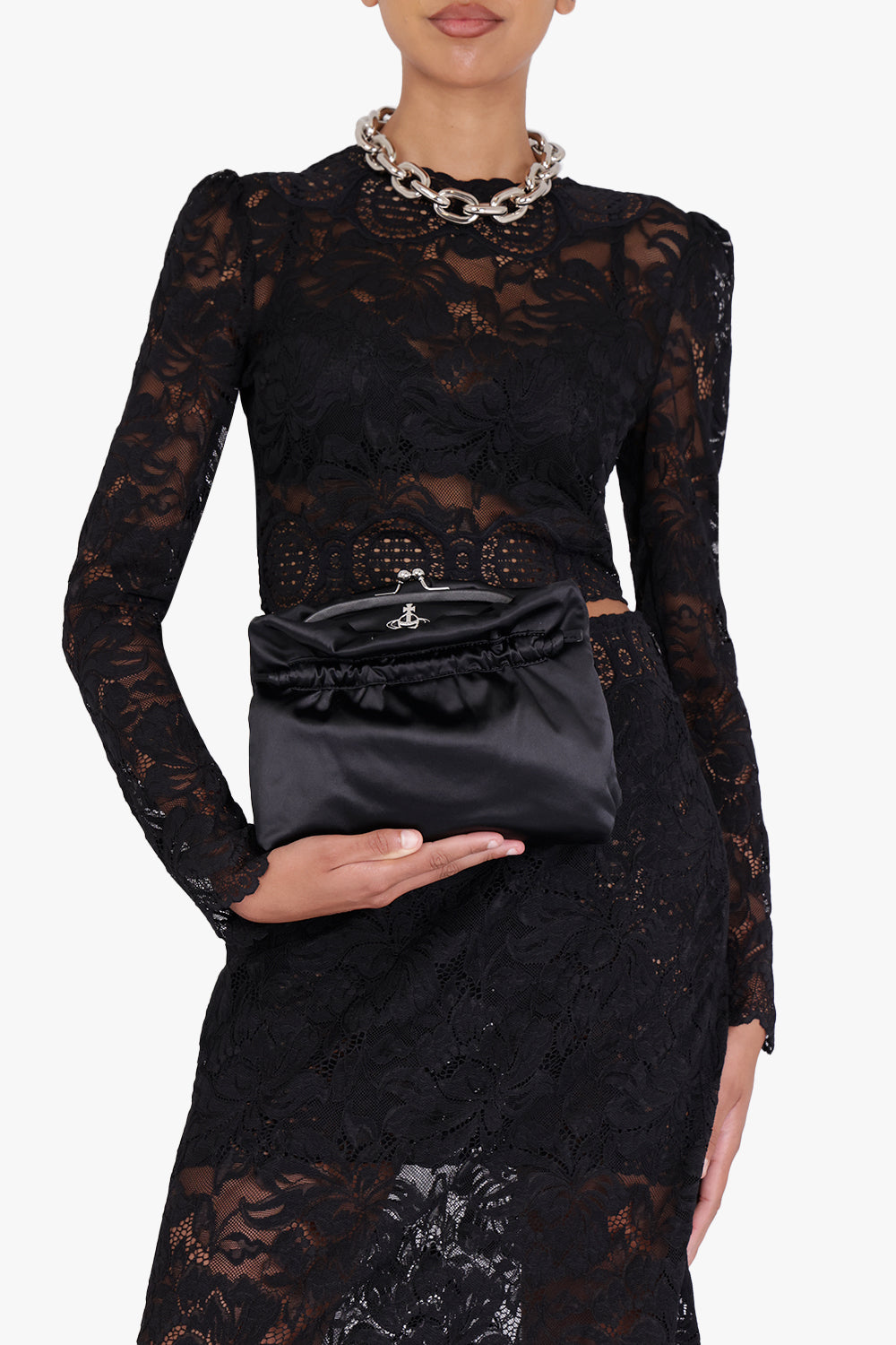 VIVIENNE WESTWOOD BAGS Black Eva Small Clutch | Black