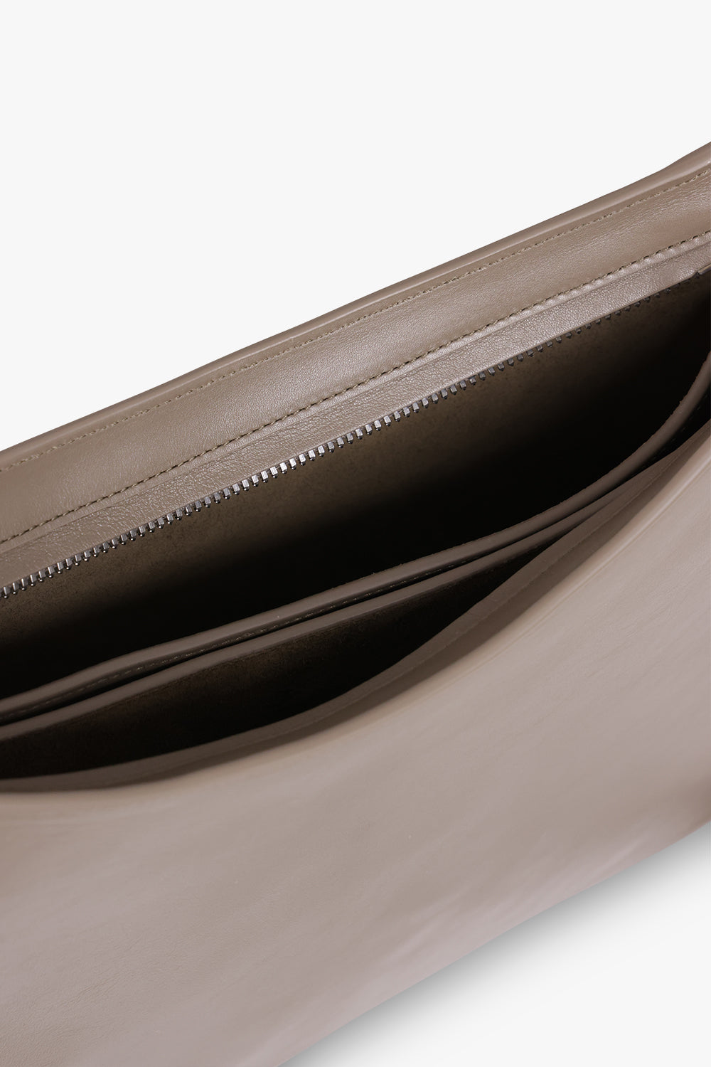 PHOEBE PHILO BAGS NEUTRAL / TAUPE Gig Shoulder Bag | Taupe