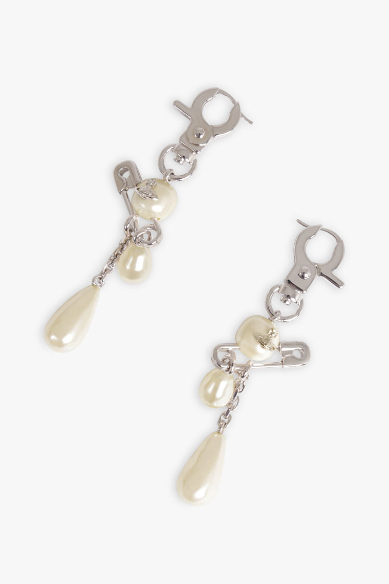 VIVIENNE WESTWOOD JEWELLERY SILVER / SILVER/WHITE Claude Long Safety Pearl Earrings | Silver/White