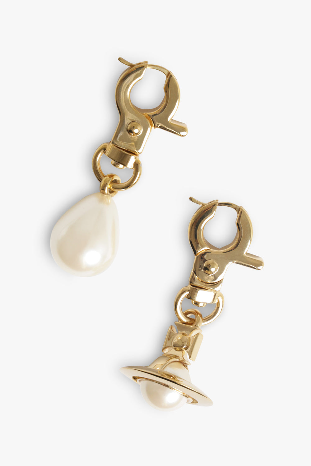 VIVIENNE WESTWOOD JEWELLERY GOLD / GOLD/WHITE Claude Mismatch Orb/Pearl Earrings | Gold/White