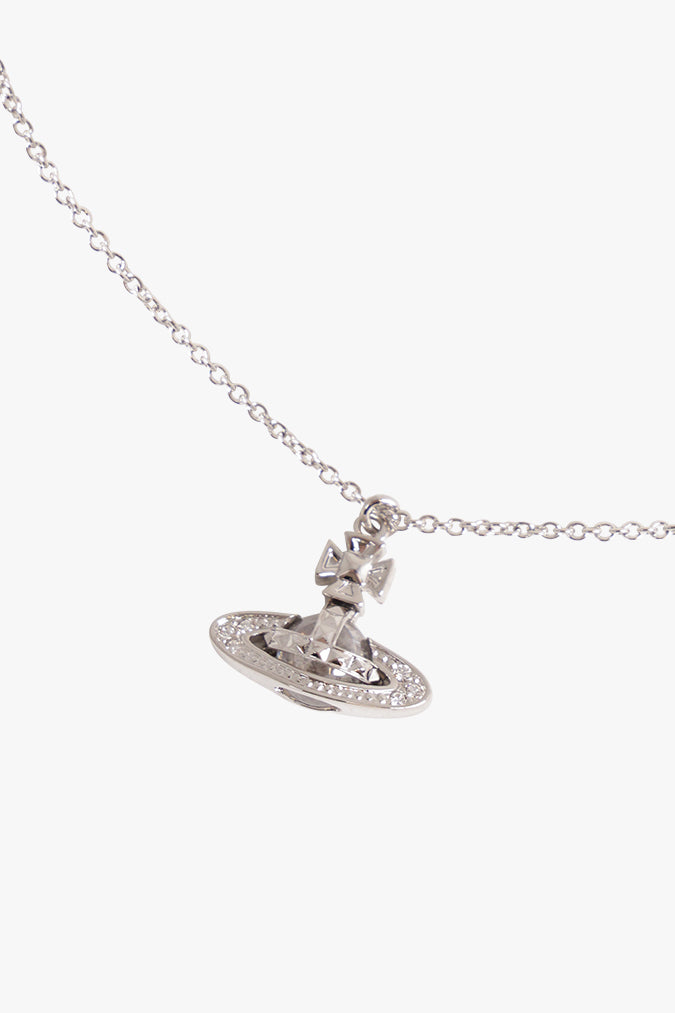 VIVIENNE WESTWOOD JEWELLERY SILVER / Silver Pina Small Bas Relief Pendant | Silver