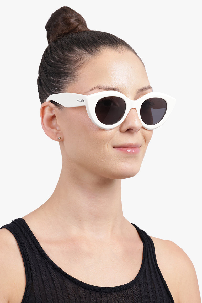 ALAIA Accessories White / White AA0091S Round Cat Eye Sunglasses | White