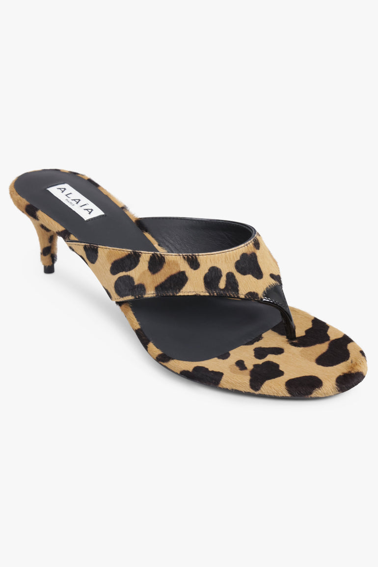 ALAIA SHOES Leopard Print 55mm Thong Mule | Sepia Brown