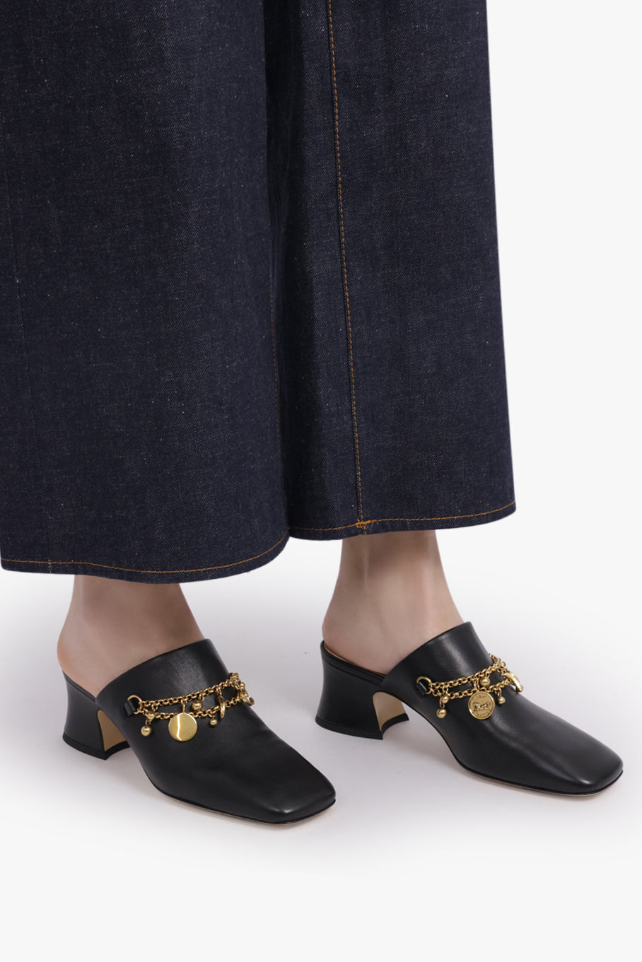 CHLOE SHOES Charm 55mm Loafer Mule | Black/Gold