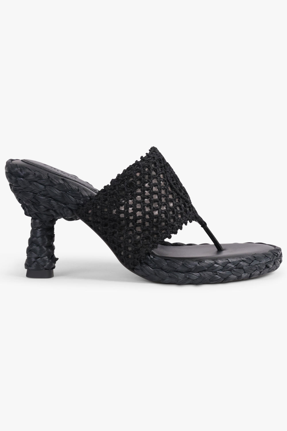 CHLOE SHOES Isla Thong 75mm Crochet Sandal | Black