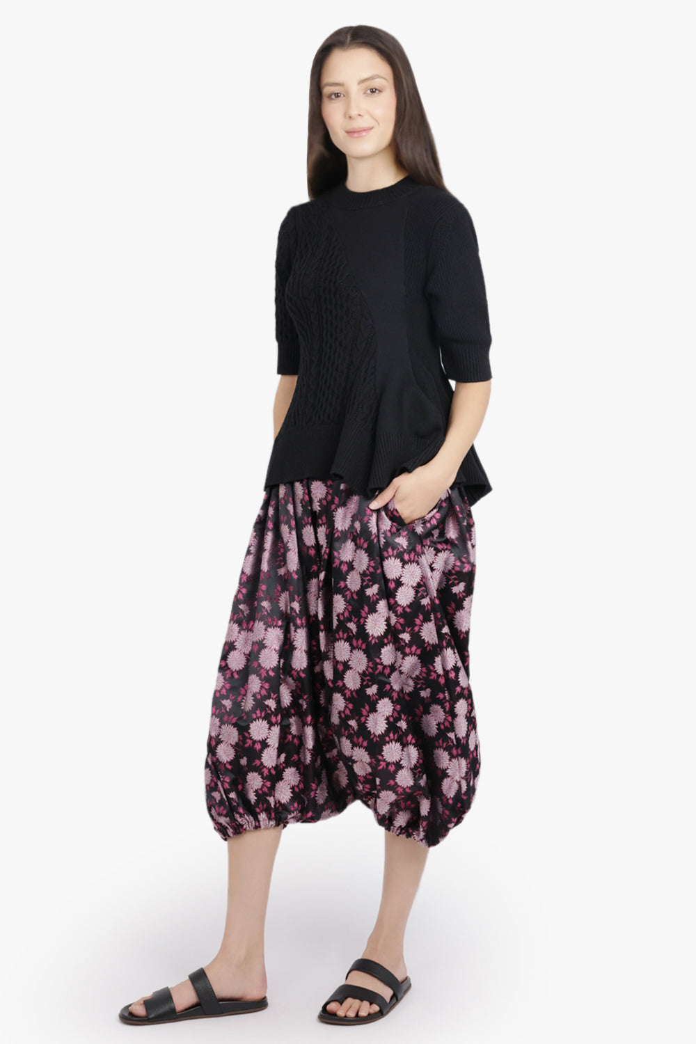 COMME DES GARCONS RTW Floral Print Elastic Waist Drop Crotch Crop Pant | Black/Pink