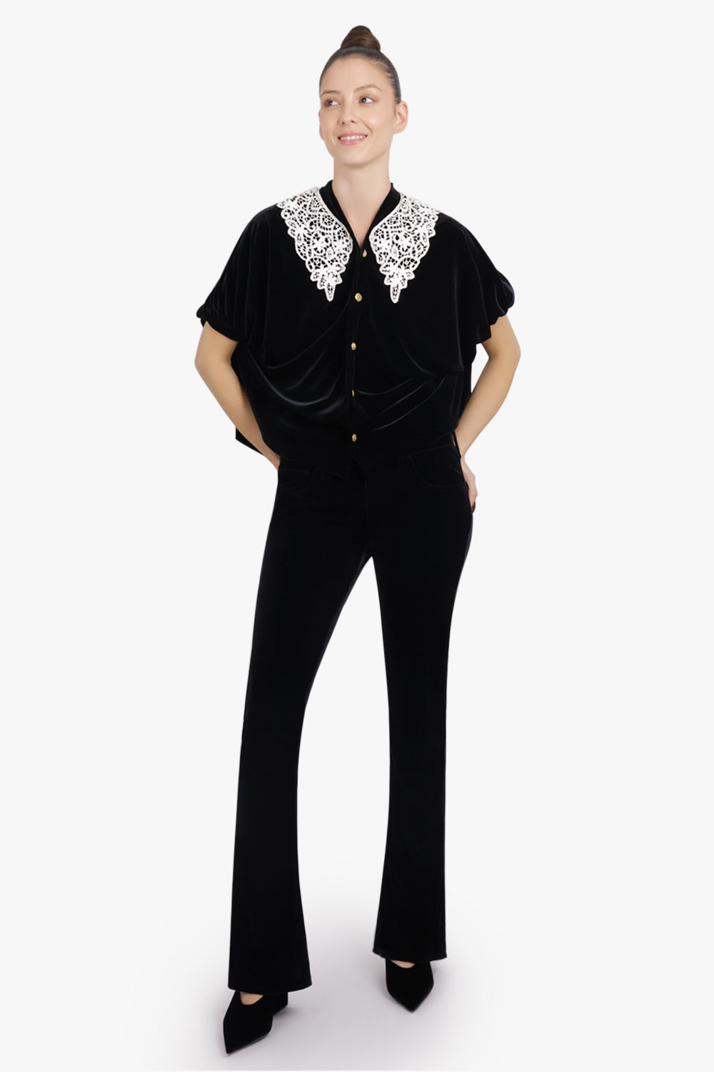 JUNYA WATANABE RTW Relaxed Velvet S/S Blouse With Crochet Collar | Black/White