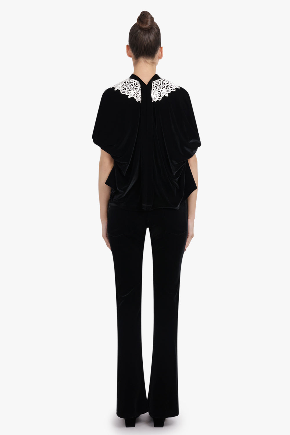 JUNYA WATANABE RTW Relaxed Velvet S/S Blouse With Crochet Collar | Black/White
