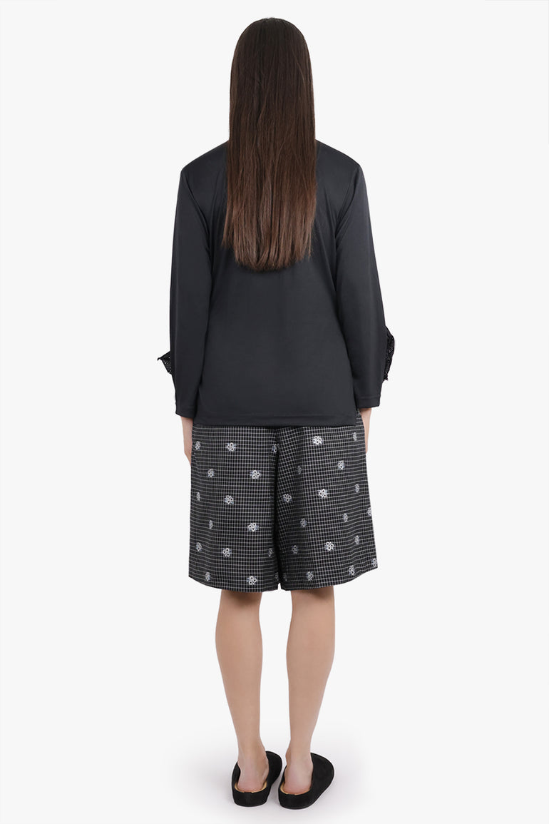 COMME DES GARCONS RTW L/S Top With Asymmetric Hem Panels | Black