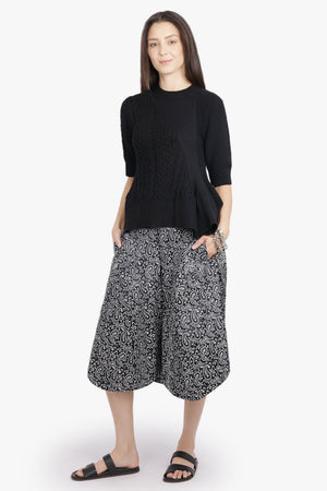 COMME DES GARCONS HOMME PLUS RTW Paisley Print Short | Black/White