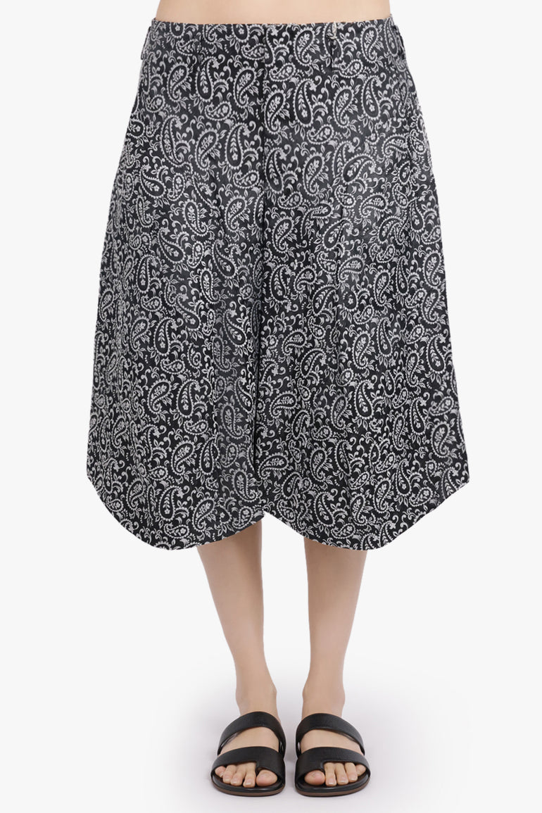 COMME DES GARCONS HOMME PLUS RTW Paisley Print Short | Black/White