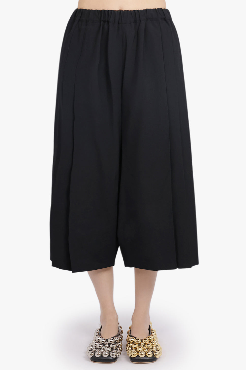 COMME DES GARCONS RTW Pleat Detail Relaxed Fit Crop Pant | Black
