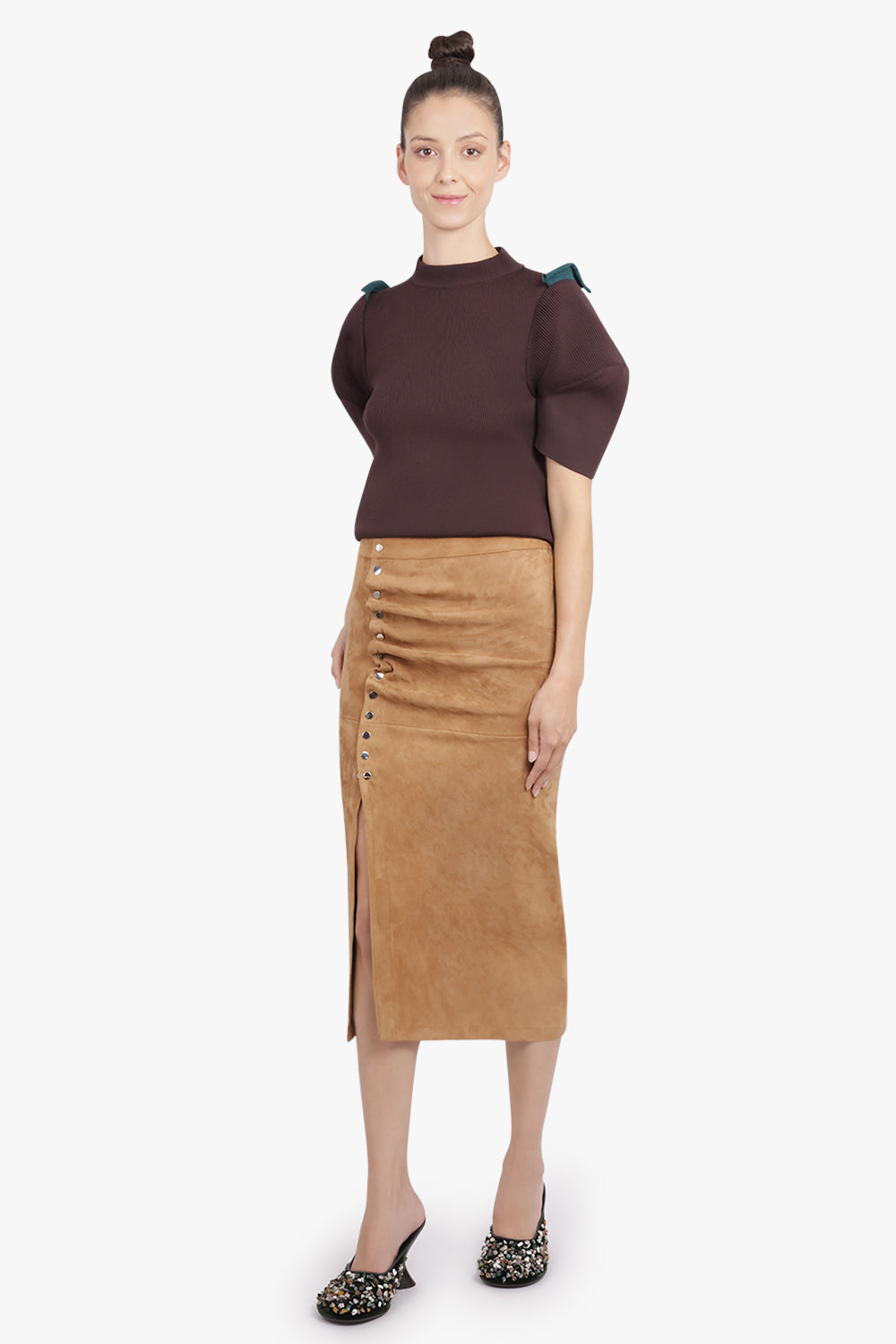 SACAI RTW Structured Shoulder S/S Asymmetric Knit Pullover | Brown