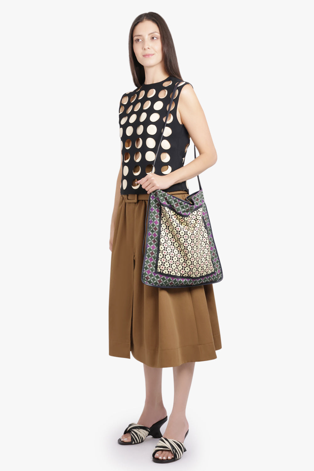 AWAKE MODE RTW Layered Hole Detail S/Less Top | Black/Nude