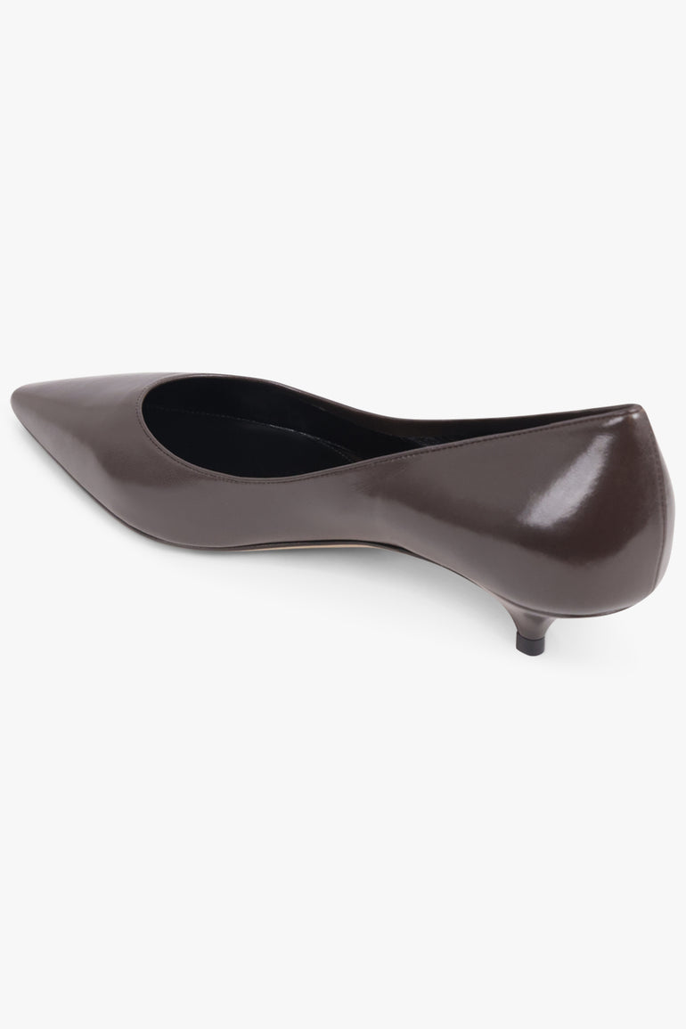 THE ROW SHOES Liisa 40MM Kitten Pump Heel | Lacquer Brown