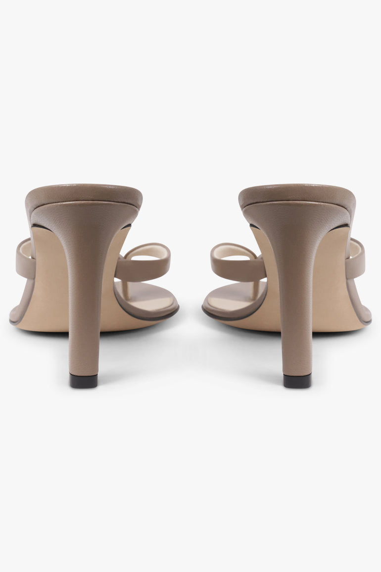 THE ROW SHOES Sacha 90MM Thong Heel | Beige Grey