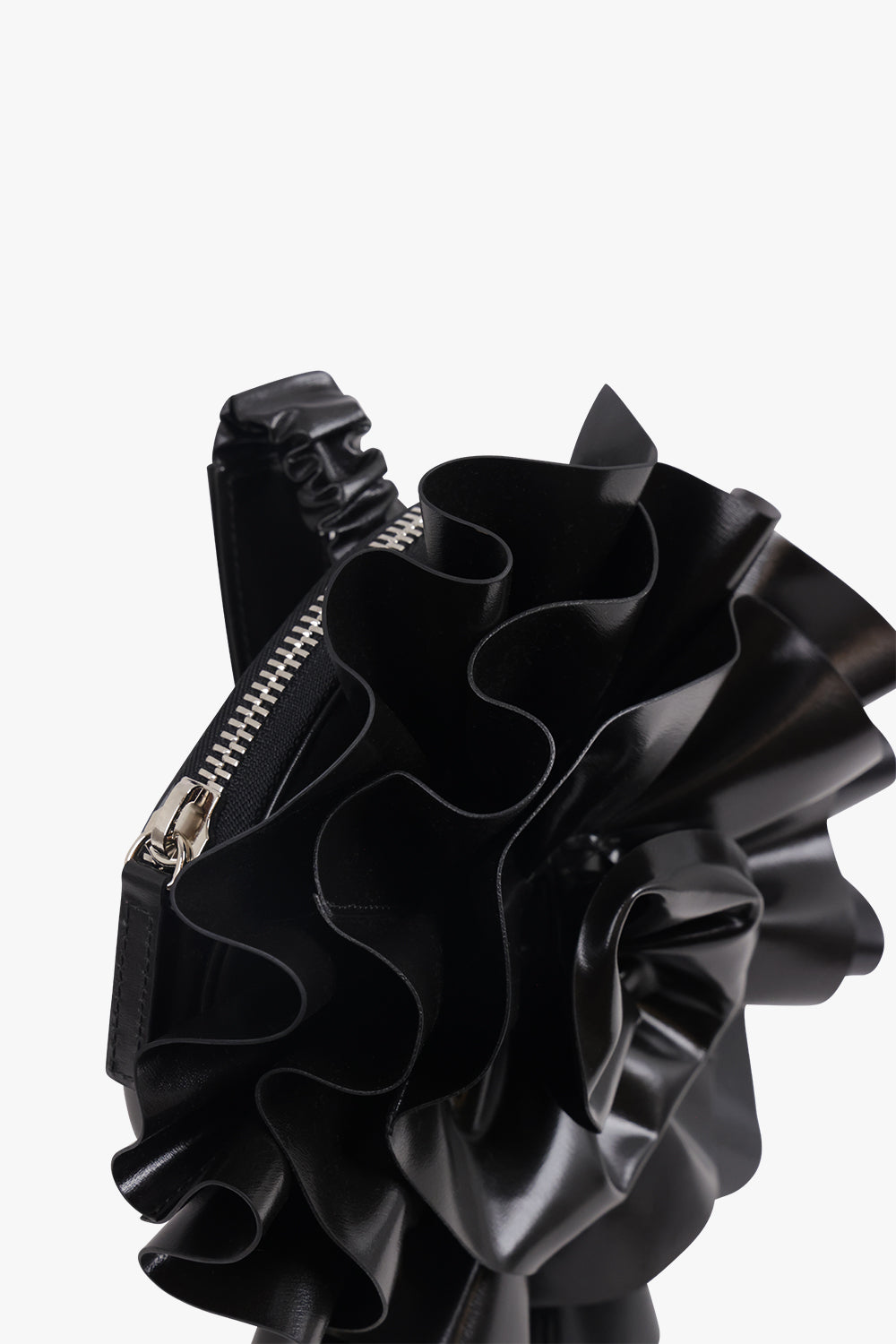 VAQUERA BAGS BLACK / BLACK Flower Corsage Clutch Bag | Black