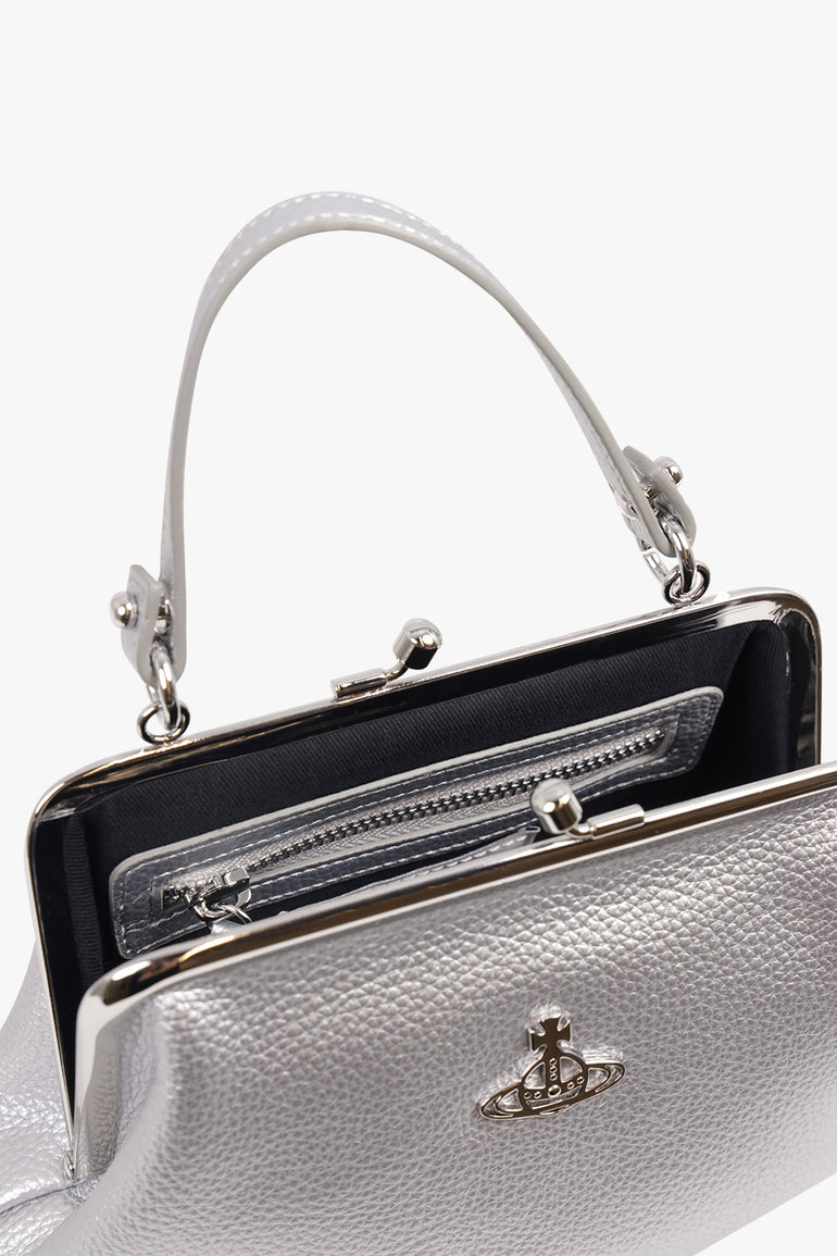 VIVIENNE WESTWOOD BAGS SILVER / Silver Granny Frame Outline Orb Purse | Silver