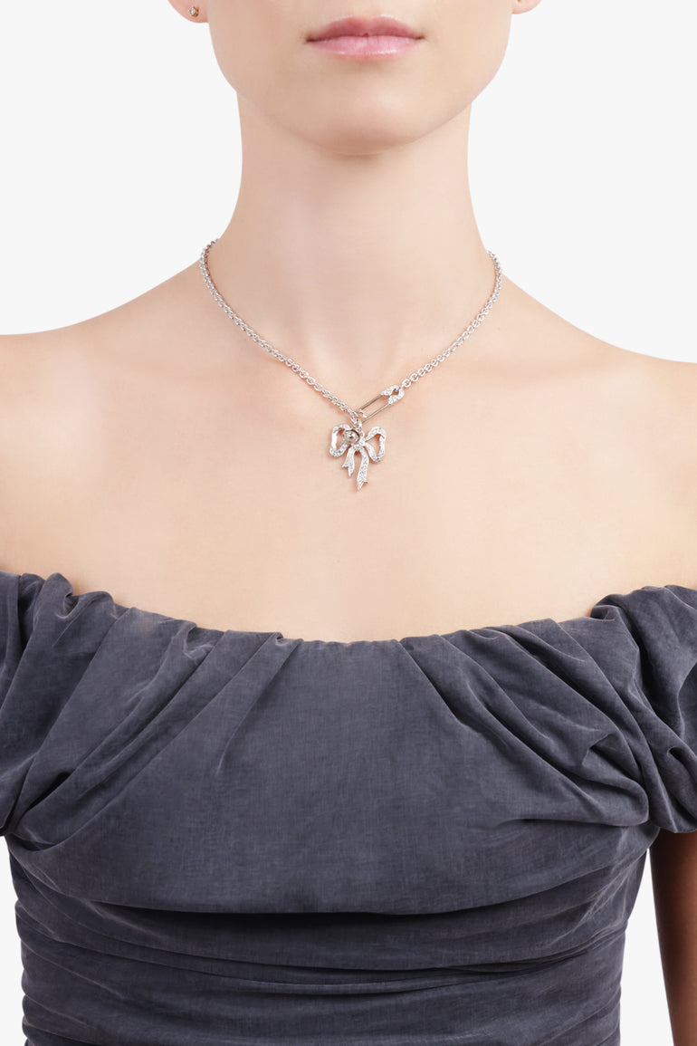 VIVIENNE WESTWOOD JEWELLERY SILVER / Silver Lilith Bow X Safety Pin Pendant Necklace | Silver