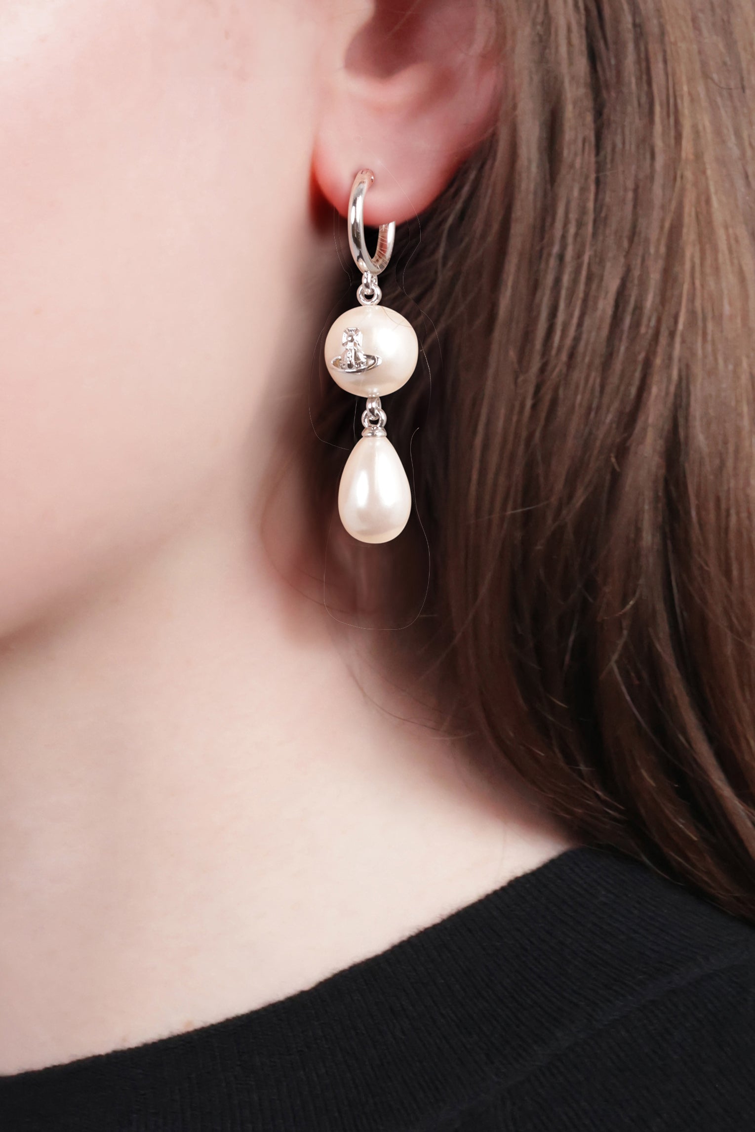 VIVIENNE WESTWOOD JEWELLERY SILVER / White/Silver Martha Orb Pearl Drop Earrings | White/Silver