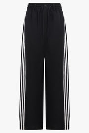 Y-3 RTW Wire Track Pant With Stripe Detail | Black/White