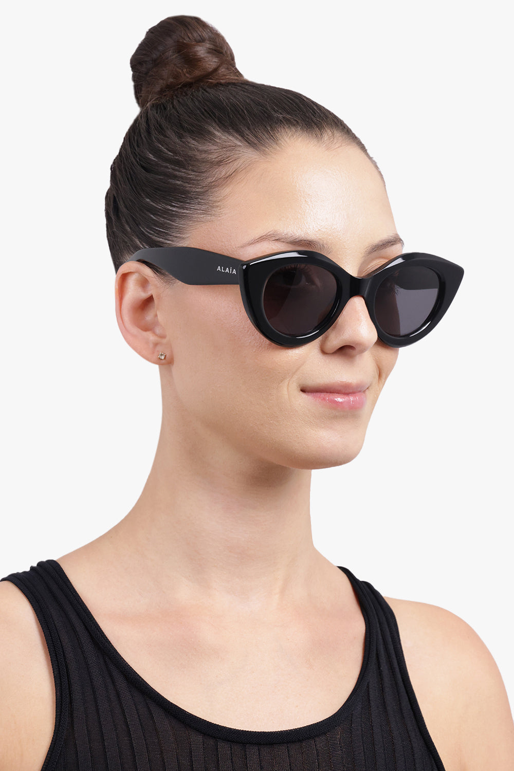 ALAIA Accessories Black / Black AA0091S Round Cat Eye Sunglasses | Black