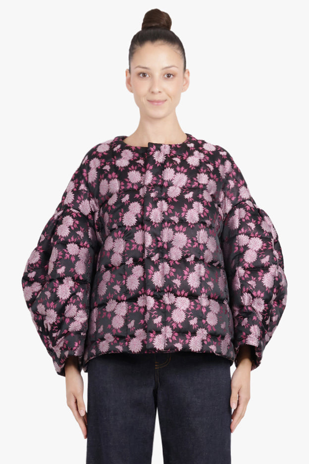 COMME DES GARCONS RTW Floral Print Quilted Balloon L/S Jacket | Black/Pink