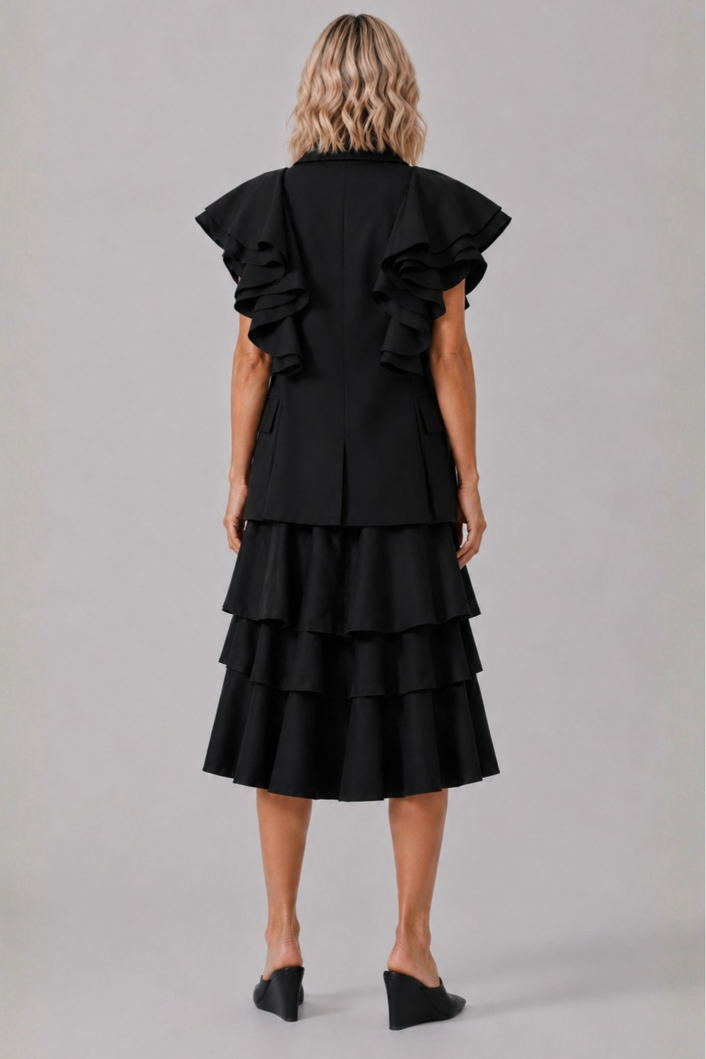COMME DES GARCONS RTW Sculpt Ruffle Sleeve Jacket | Black