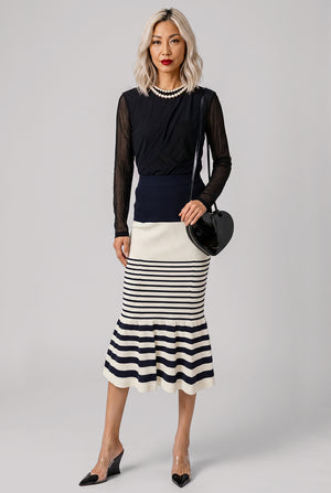 Pearl Neck Top | Black
