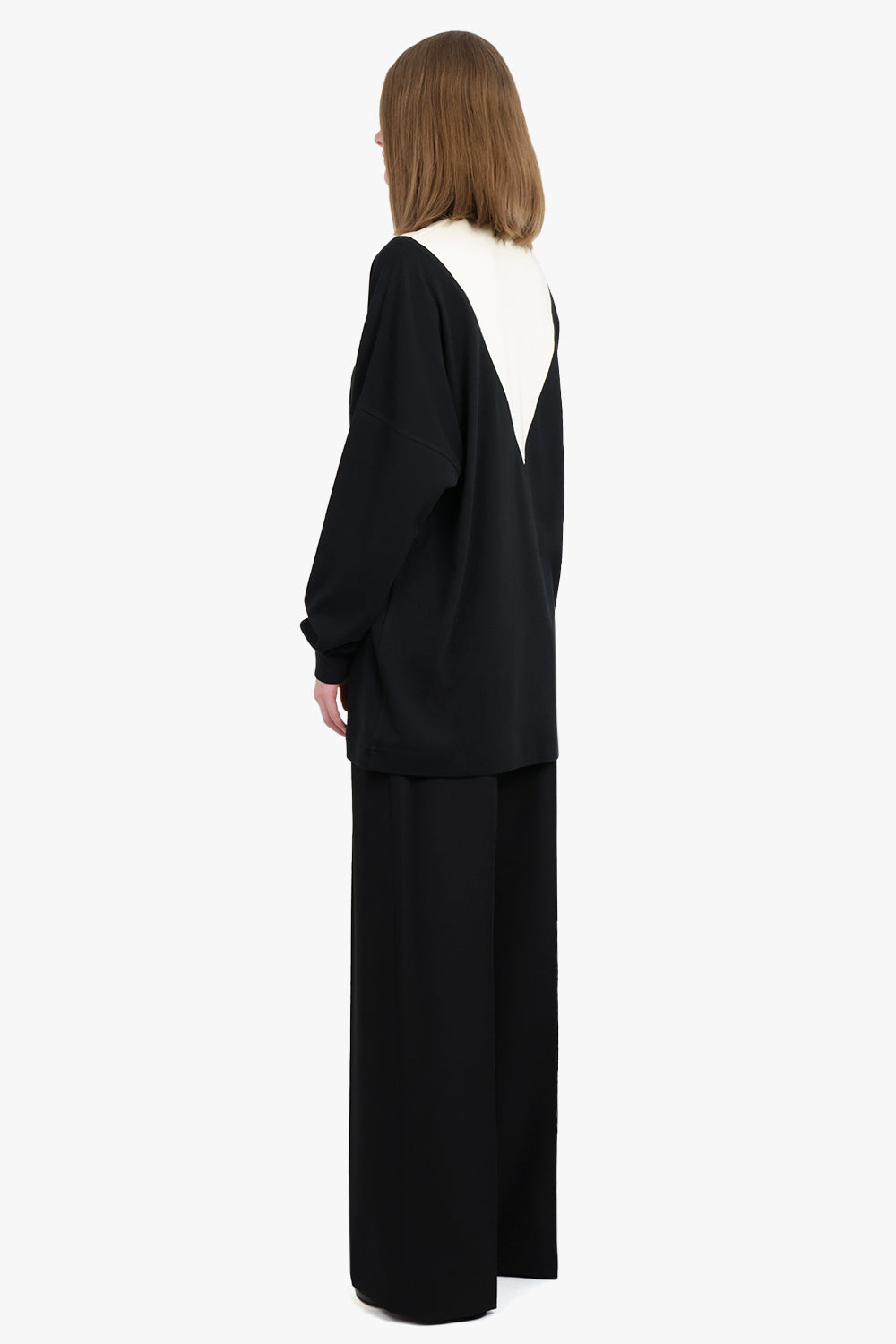 PHOEBE PHILO RTW Slinky V Detail L/S Top | Black/Cream