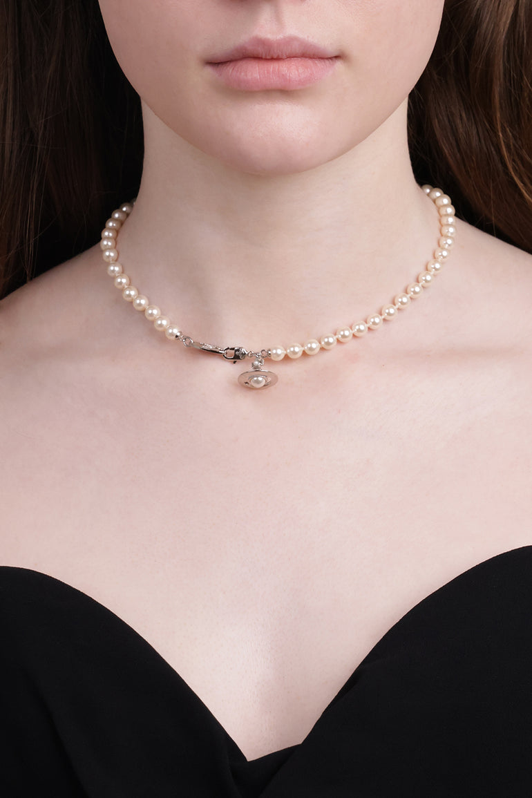 VIVIENNE WESTWOOD JEWELLERY SILVER / White/Silver Simonetta Pearl Necklace | White/Silver
