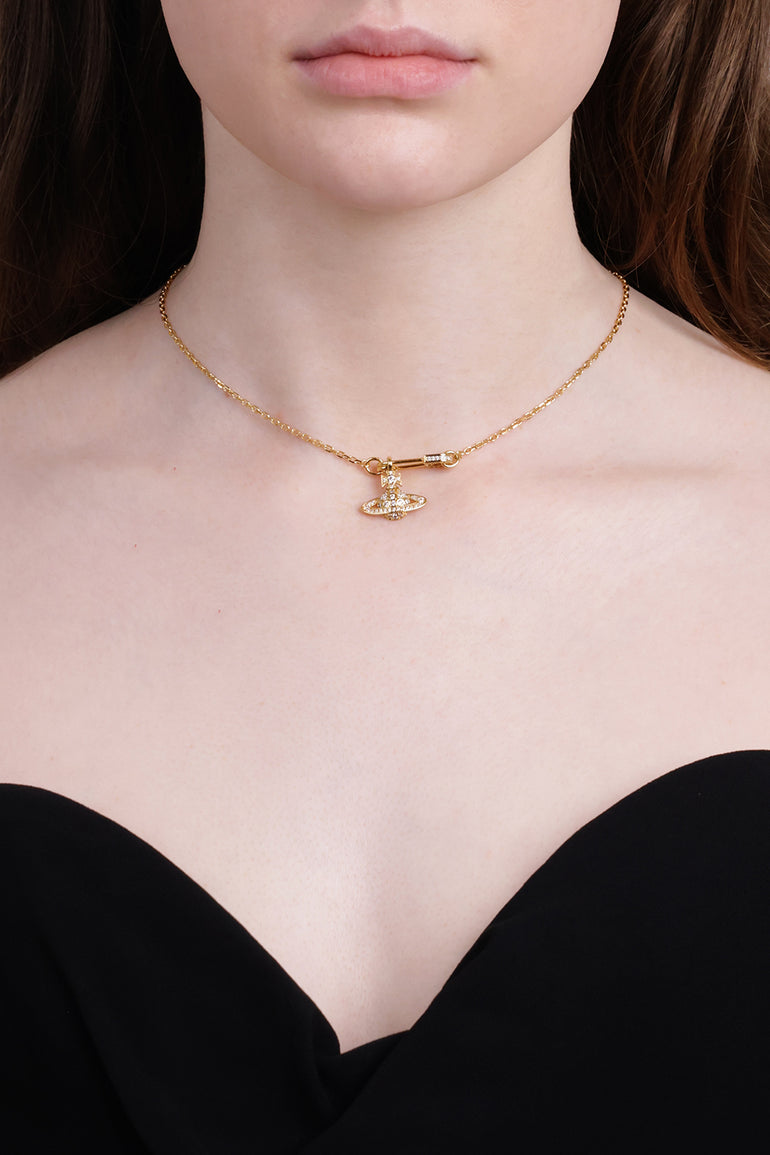 VIVIENNE WESTWOOD JEWELLRY GOLD / Gold Lucrece Orb X Safety Pin Pendant | Gold