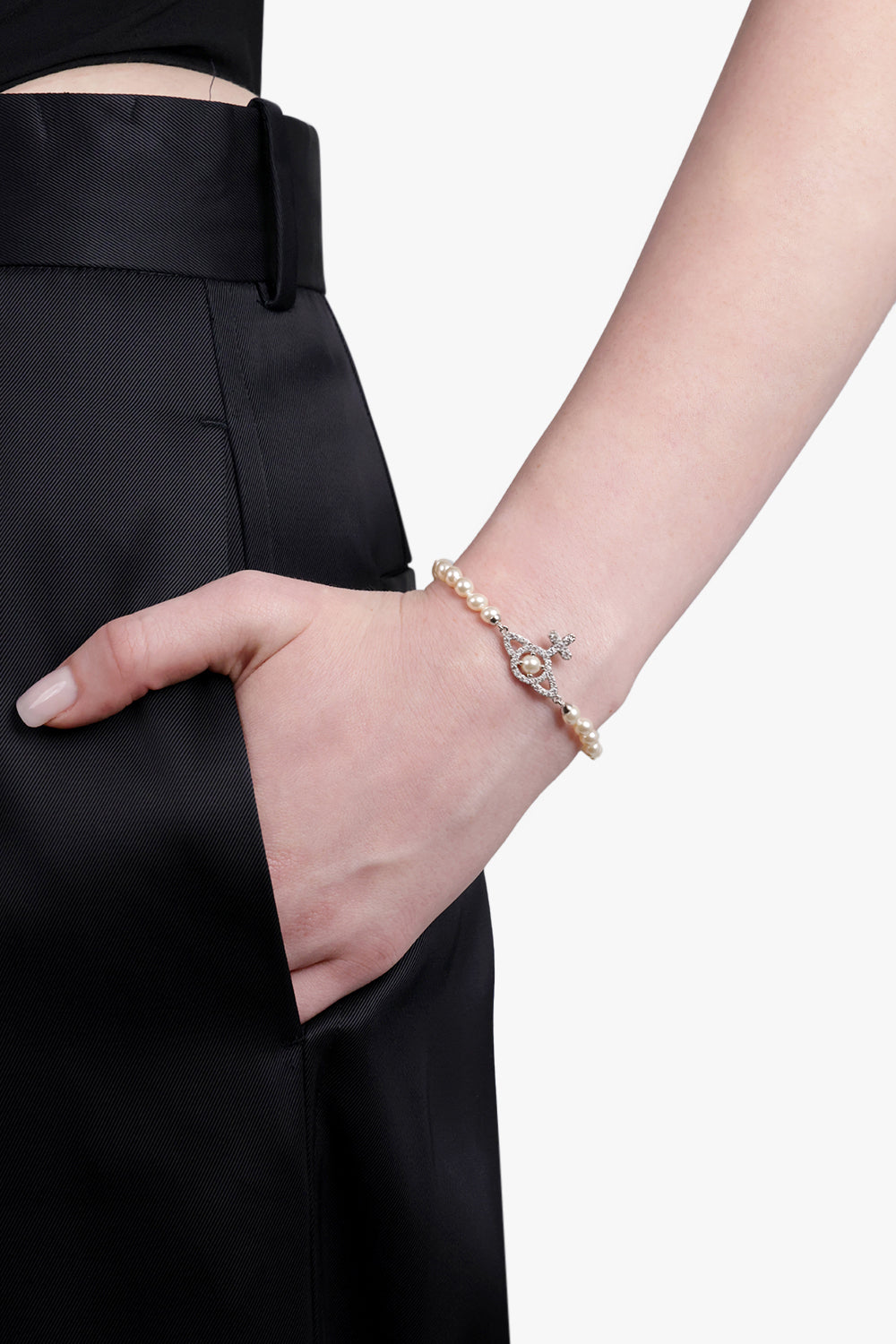 VIVIENNE WESTWOOD JEWELLERY SILVER / White/Silver Olympia Pearl Bracelet | White/Silver