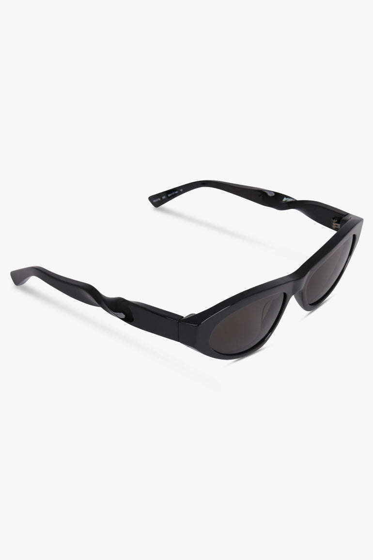 BALENCIAGA ACCESSORIES BLACK / BLACK Twist Arm Sunglasses | Black