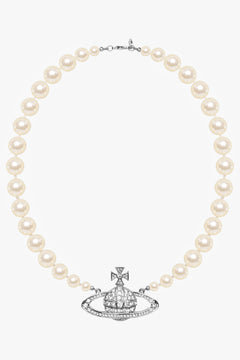 VIVIENNE WESTWOOD JEWELLERY SILVER / White/Silver One Row Pearl Bas Relief Choker | White/Silver