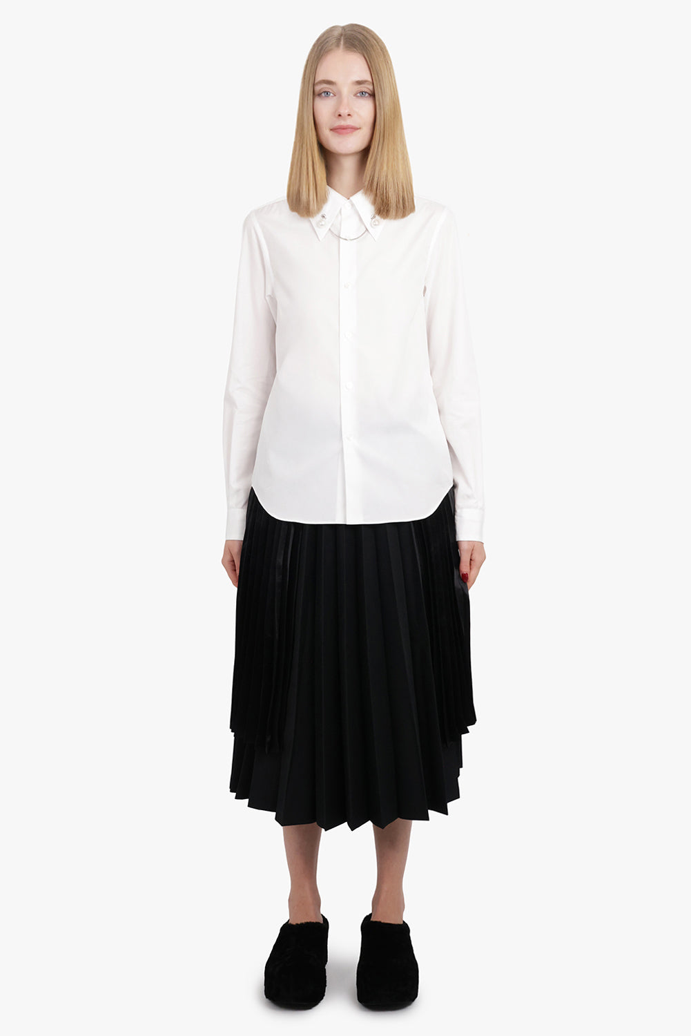 L/S Shirt With Pearl Detail Collar Chain | White – Parlour X