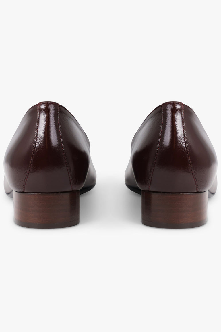 PHOEBE PHILO SHOES Club Closed Flat Slipper | Oxblood