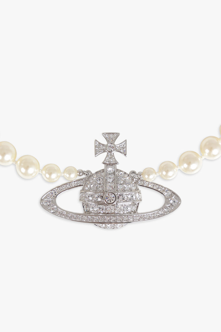VIVIENNE WESTWOOD JEWELLERY SILVER / White/Silver Bas Relief Pearl Necklace | White/Silver