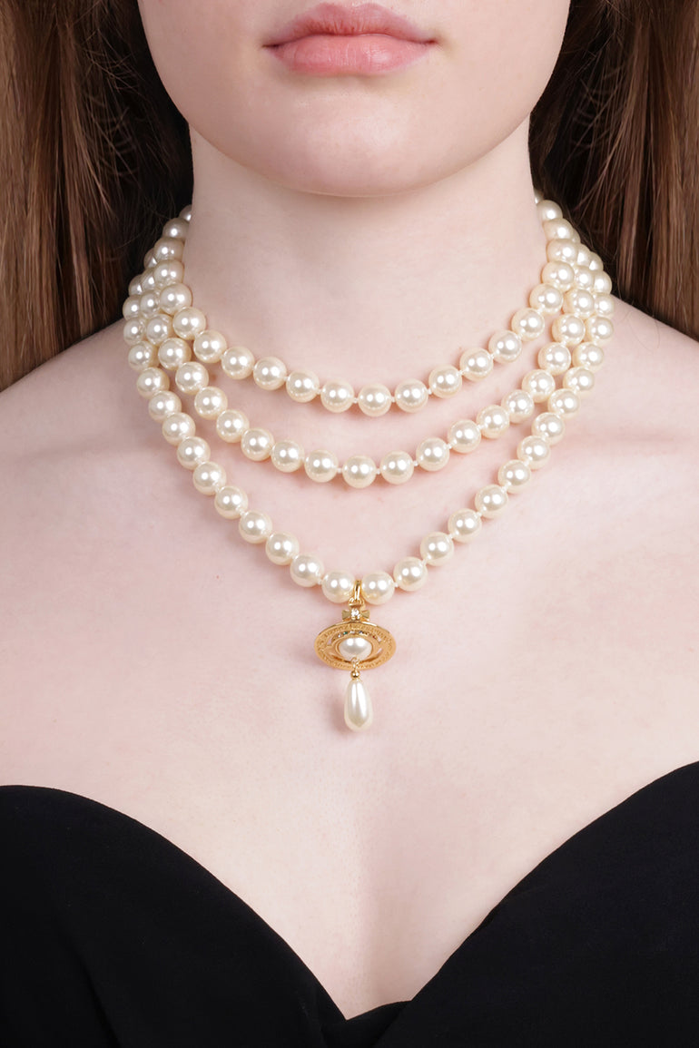 VIVIENNE WESTWOOD JEWELLRY GOLD / White/Gold Three Row Pearl Drop Choker | White/Gold