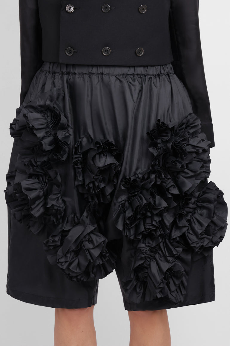 COMME DES GARCONS RTW Drop Floral Embroid Crop Pant | Black